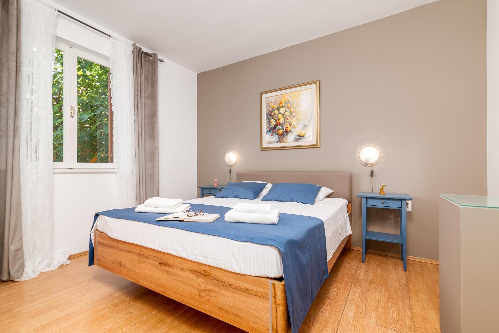Apartment With A Parking Space - 18334