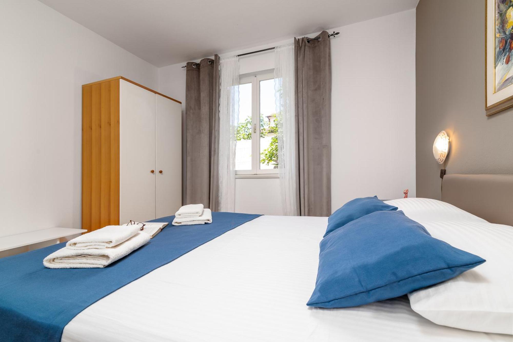 Apartment With A Parking Space - 18334 *