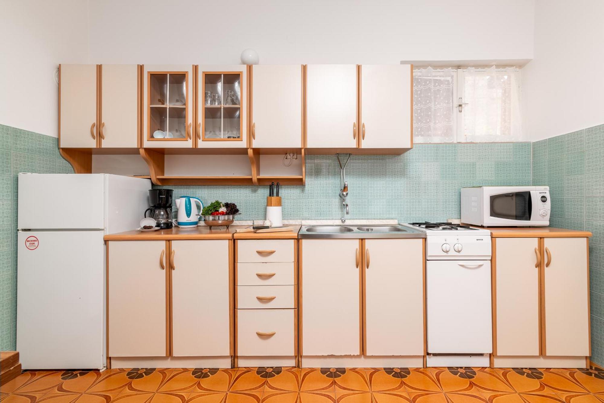 Apartma With A Parking Space - 18334